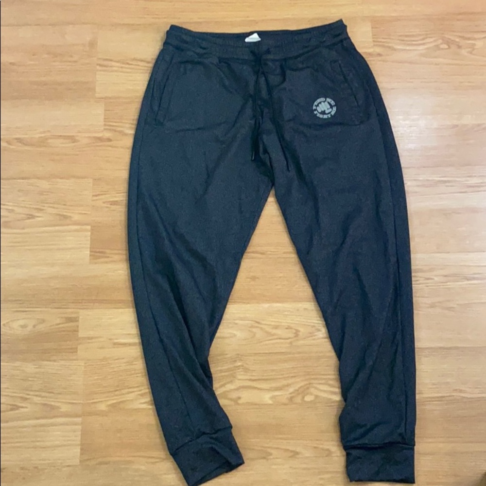Men’s athletic fit joggers